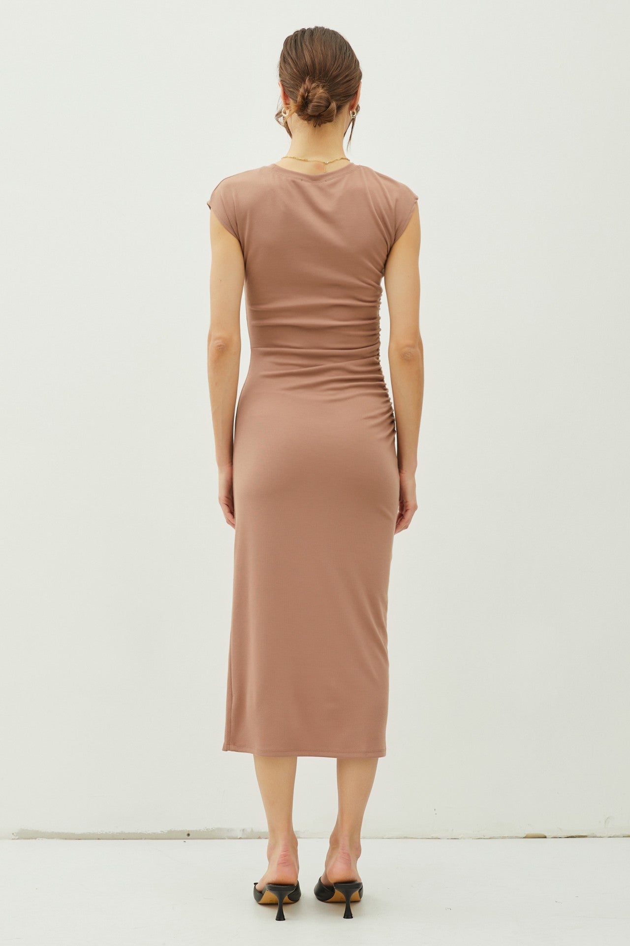 Lounge around Cap sleeve side Ruched Midi Dress